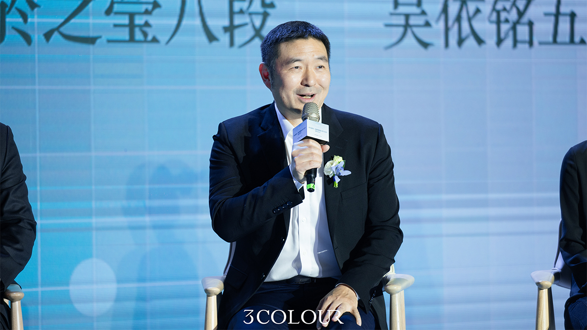 卓尚服飾丨齊聚王者之師，共尚凌云之志